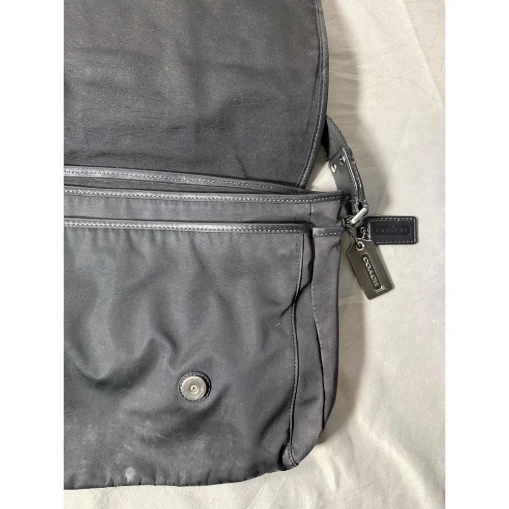 Coach messenger bag